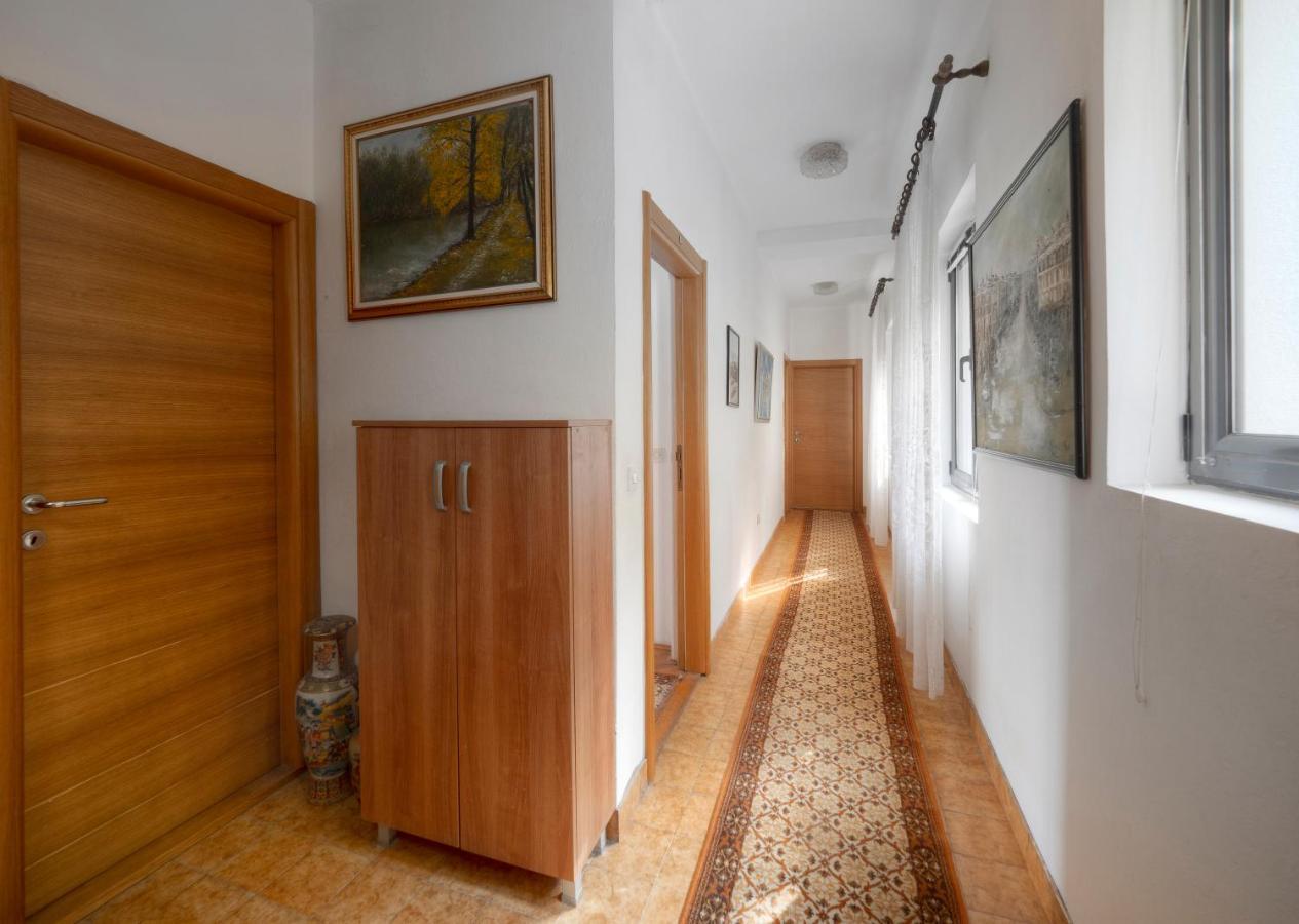 Guest House Madra 부드바 외부 사진