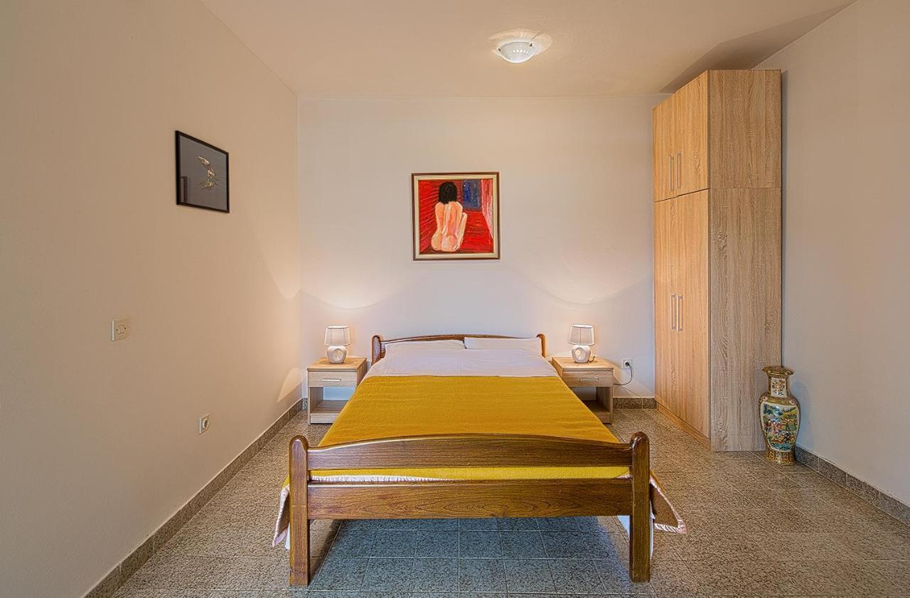 Guest House Madra 부드바 외부 사진